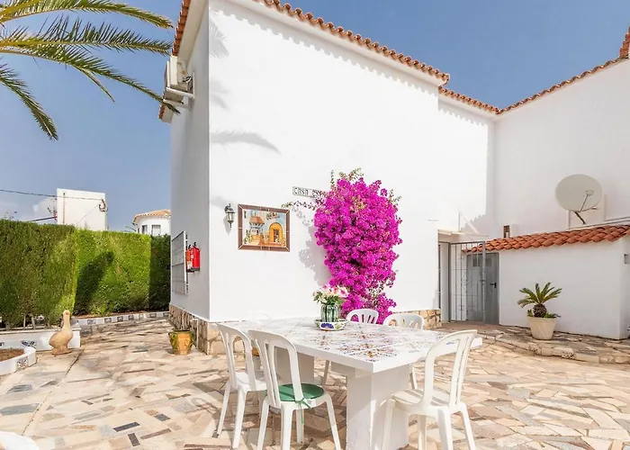 Spacious Family With Airco, Private 5x10m Pool, Sandy 300m, Free Wifi Dom wakacyjny